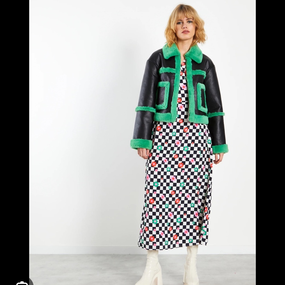 Glamorous Black Green Cropped Shearling Trim Vegan Leather Coat Size 6 - Picture 11 of 13